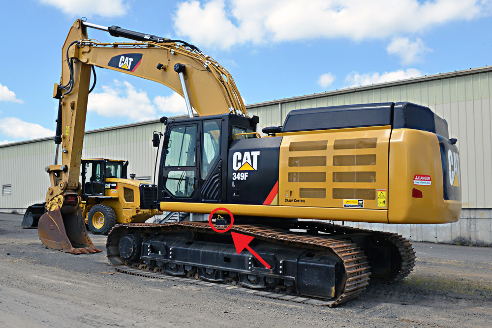 Cat 349F L Model vs. Machine