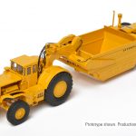 Cat® 666 - Front View